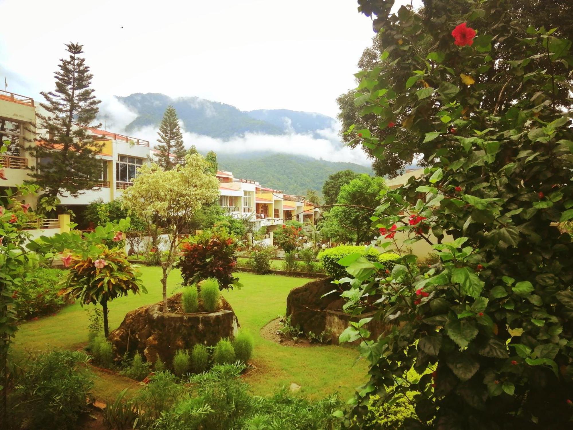 Ganga Vatika Boutique Hotel, Rishikesh Ngoại thất bức ảnh