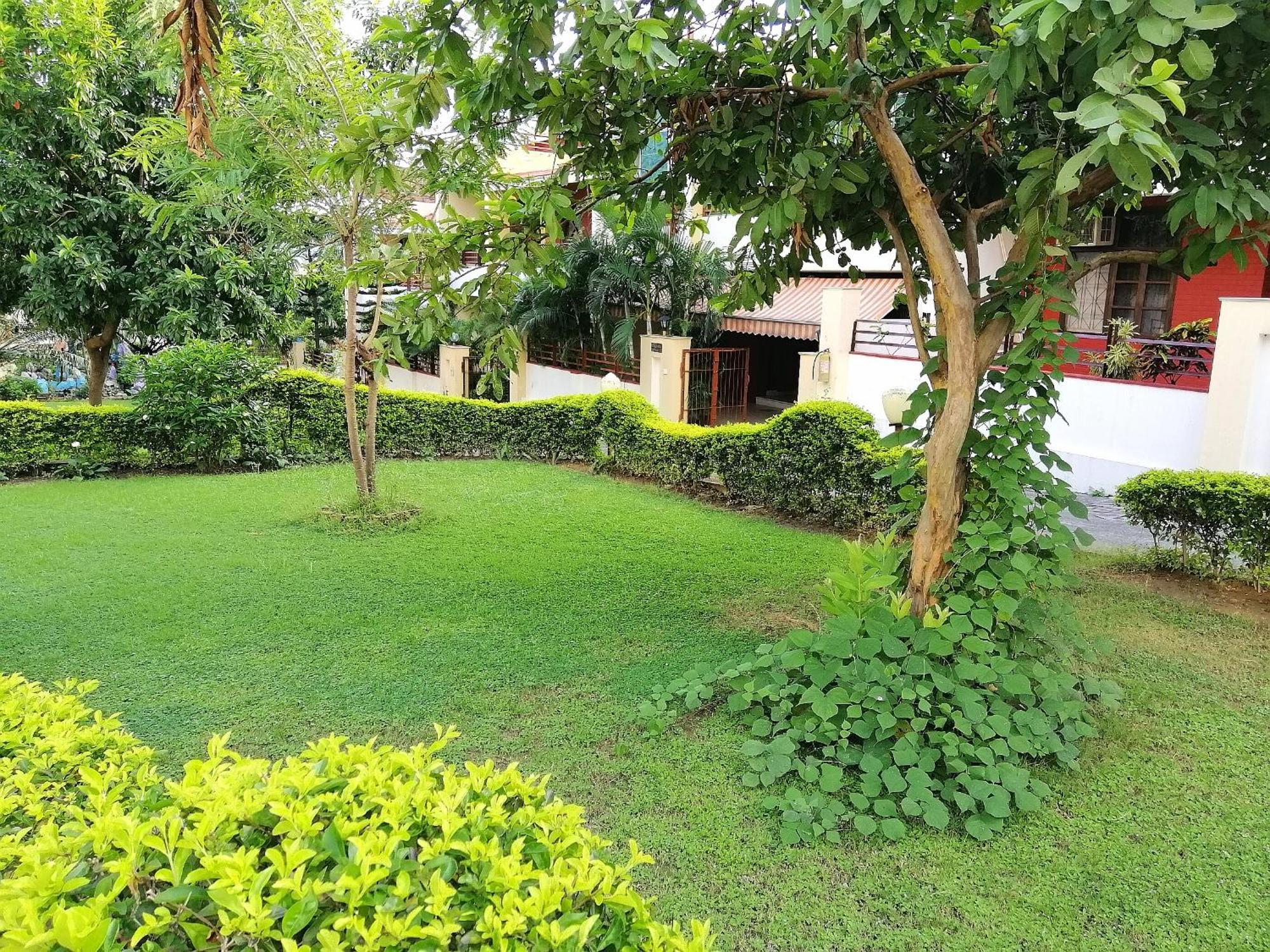 Ganga Vatika Boutique Hotel, Rishikesh Ngoại thất bức ảnh